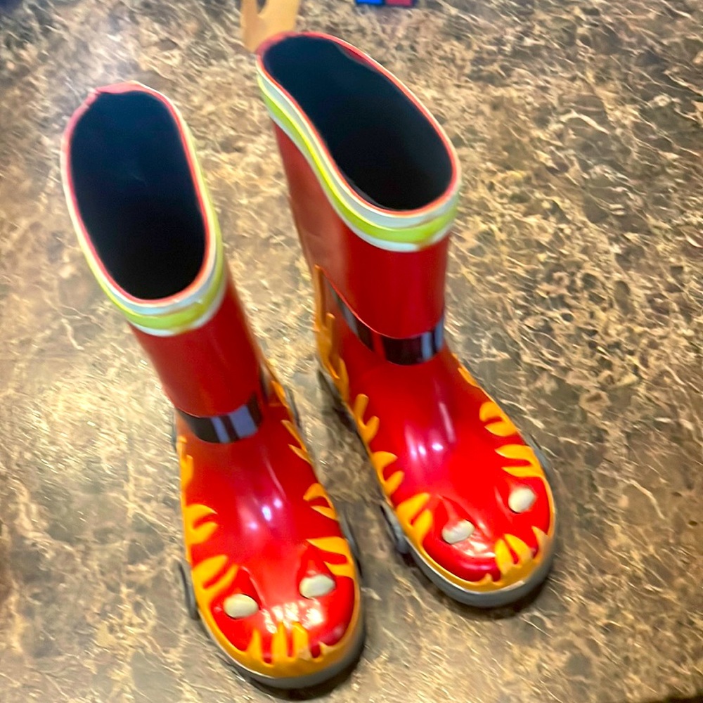 Kids rain ☔️ boots